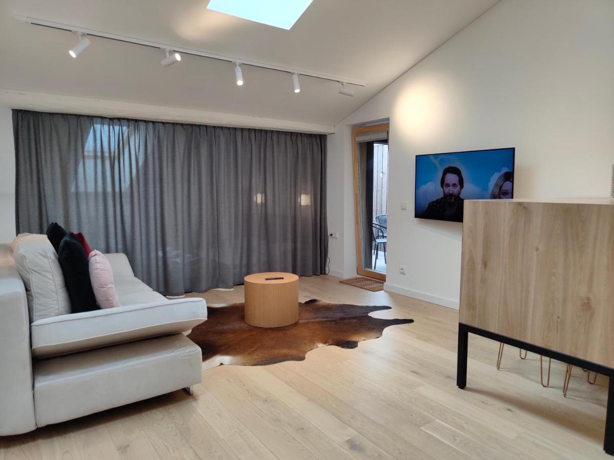 Owl Jazz Apartments - Luxury Apartments In The Heart Of The City Каунас Экстерьер фото