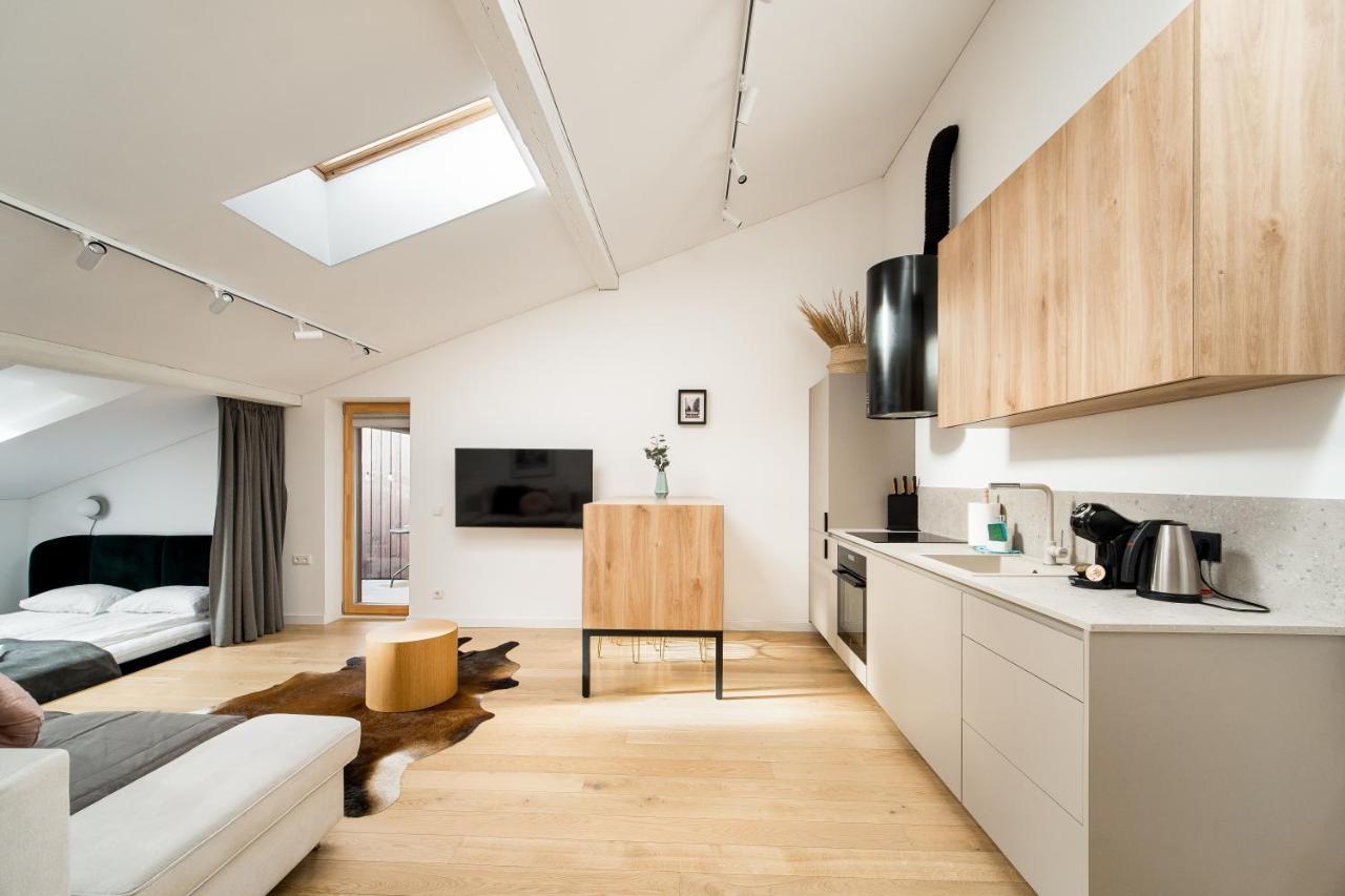 Owl Jazz Apartments - Luxury Apartments In The Heart Of The City Каунас Экстерьер фото