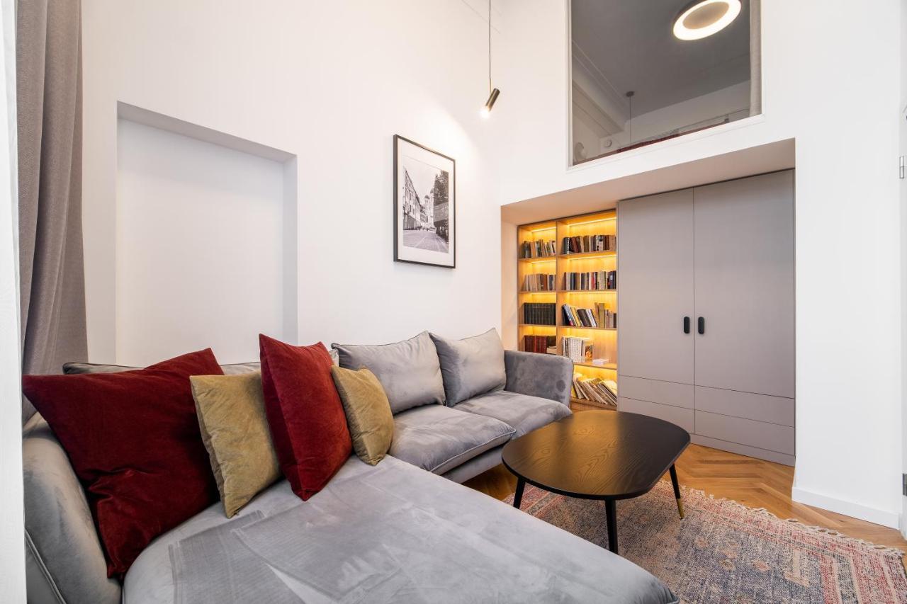 Owl Jazz Apartments - Luxury Apartments In The Heart Of The City Каунас Экстерьер фото