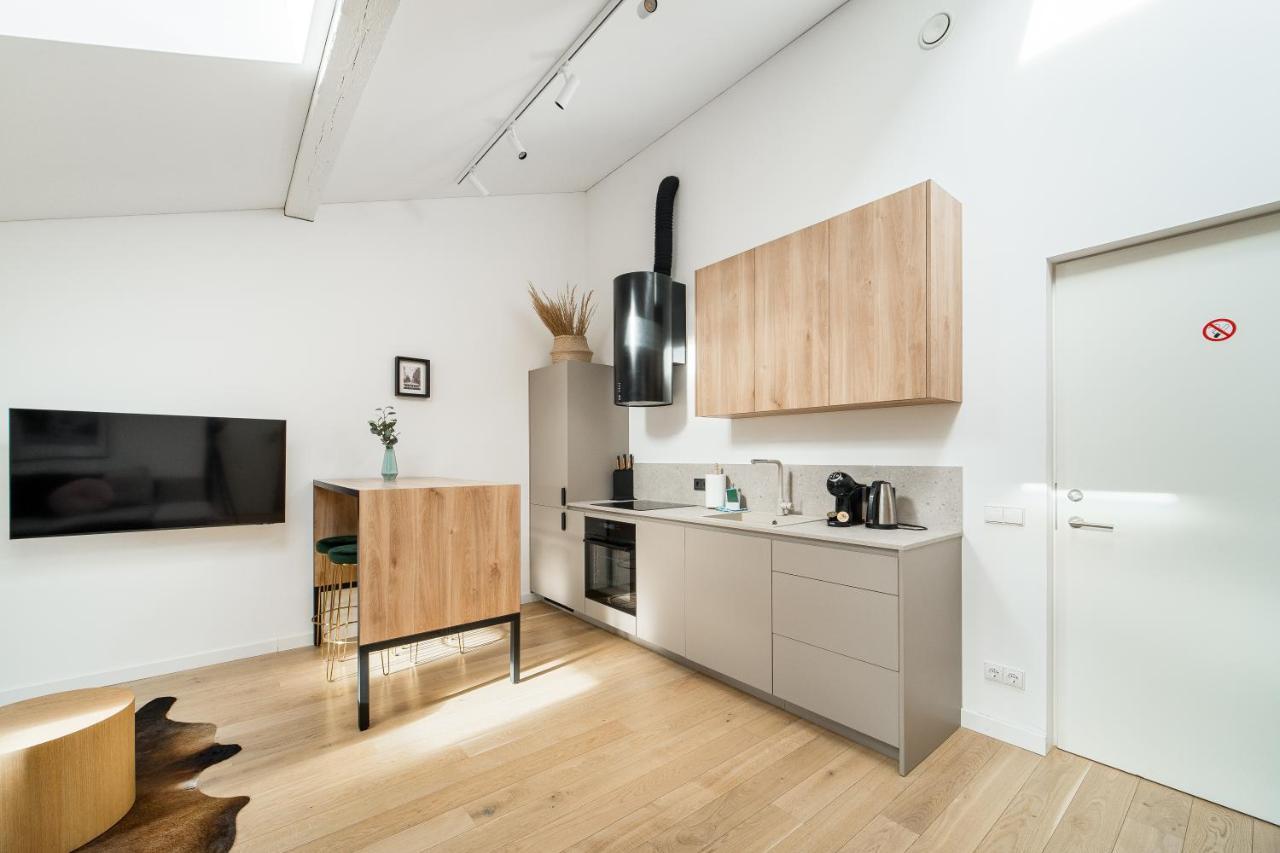 Owl Jazz Apartments - Luxury Apartments In The Heart Of The City Каунас Экстерьер фото