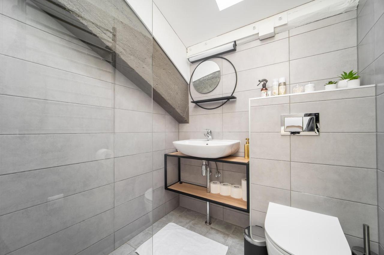 Owl Jazz Apartments - Luxury Apartments In The Heart Of The City Каунас Экстерьер фото